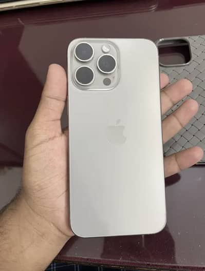 Apple iPhone 15 Pro Max
