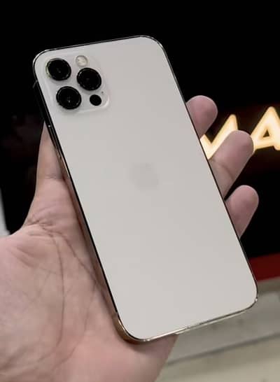 Apple iPhone 12 Pro