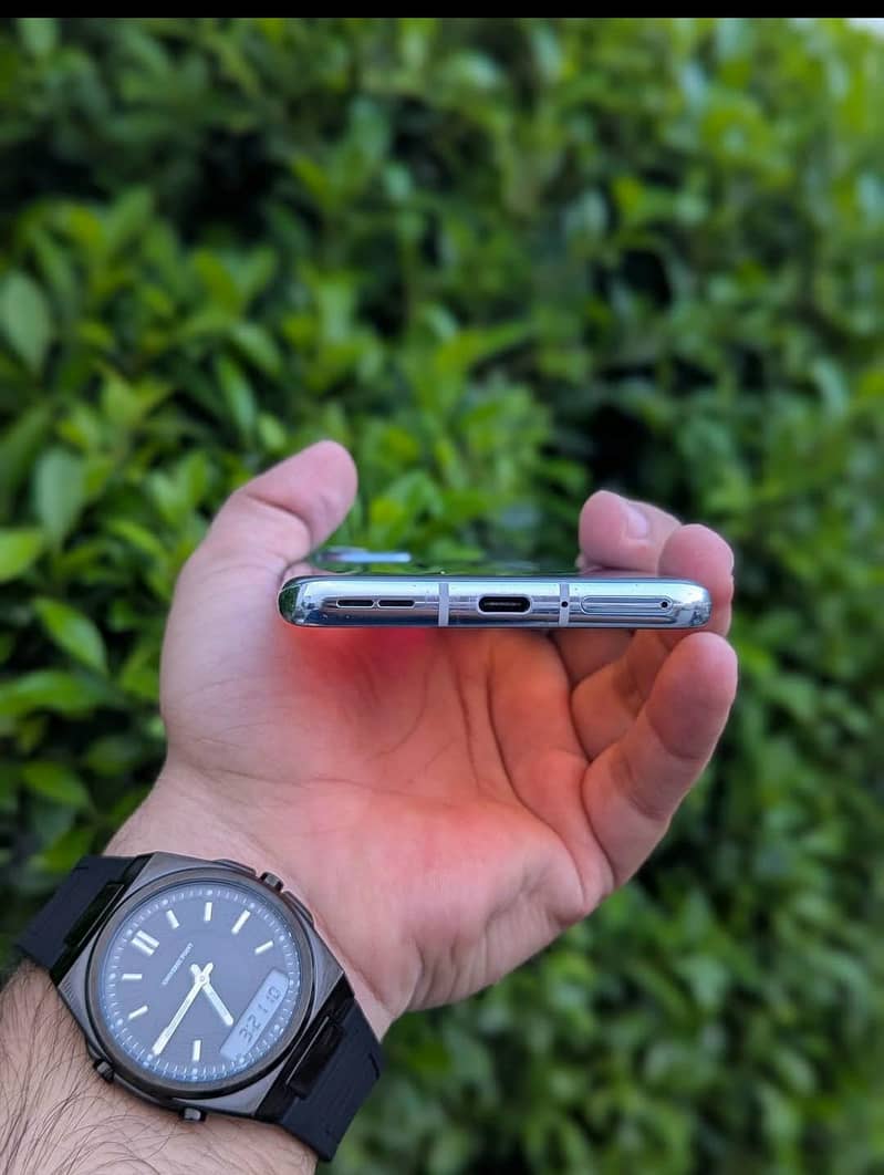 One Plus 9 Pro 8