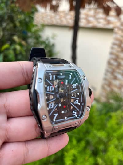 D-Ziner Automatic – Skeleton Dial