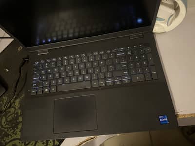 Dell vostro i7 1165g7