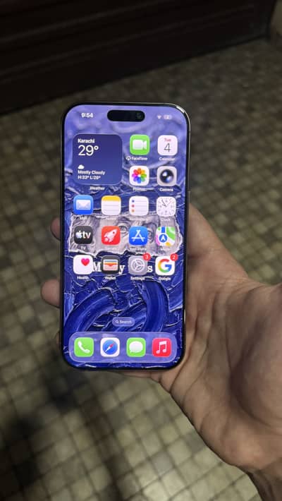 Apple iPhone 16 Pro jv