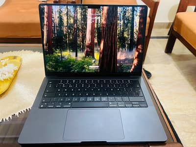 MacBook Pro M4