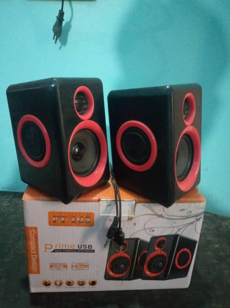 LED speaker 0