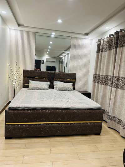 Par day apartment available for rent shot stay weekend luxury apartments bahria town Lahore