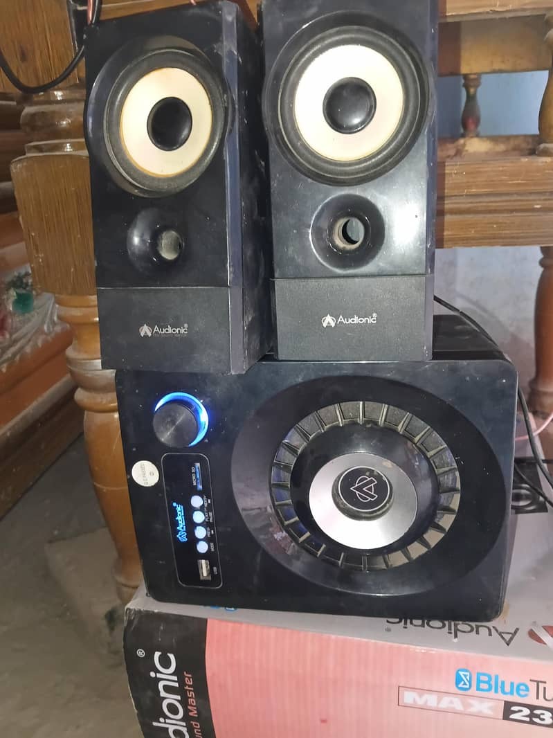 speaker 0