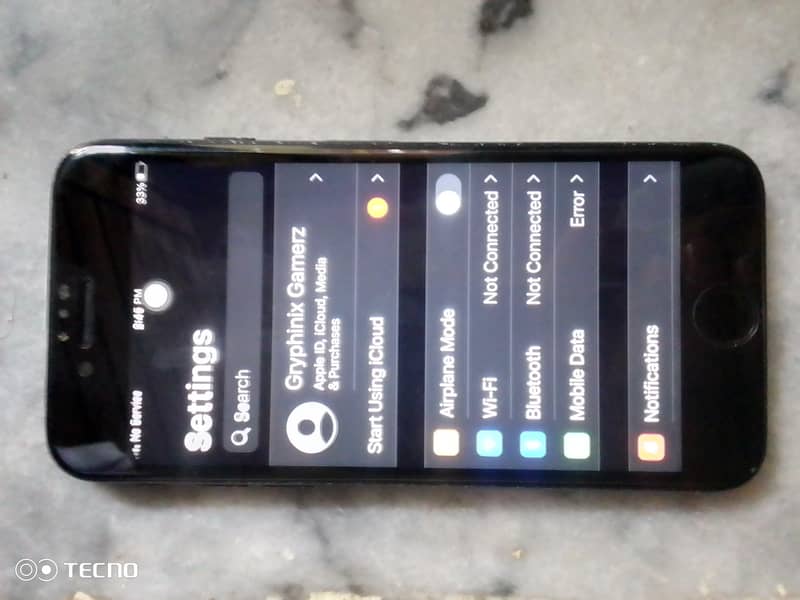 Apple iPhone 7 2