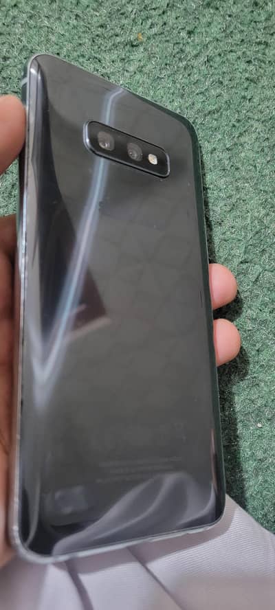 Samsung Mobile S10e