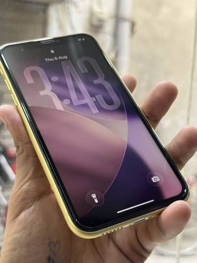 iPhone 11