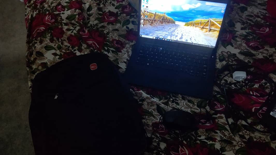 DESKTOP-E5PODA4 0