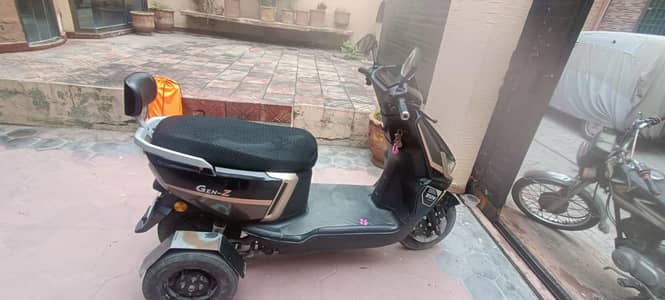  Evee Gen Z Electric Scooty for Sale