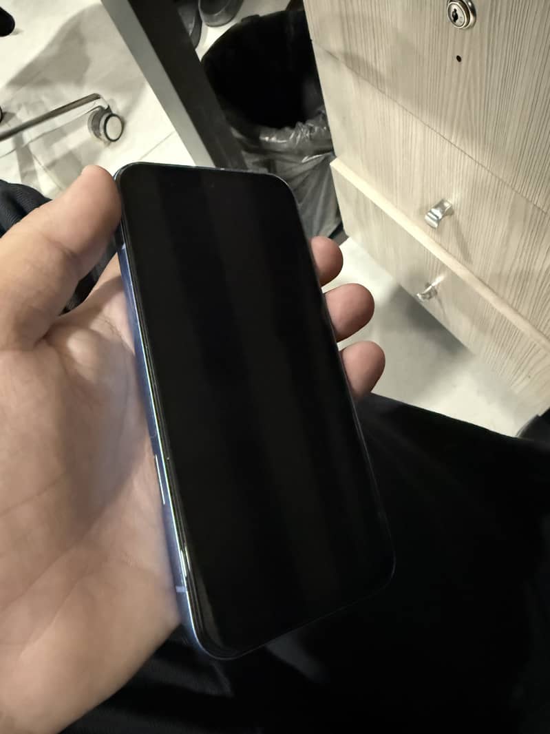 Google Pixel 8a 3