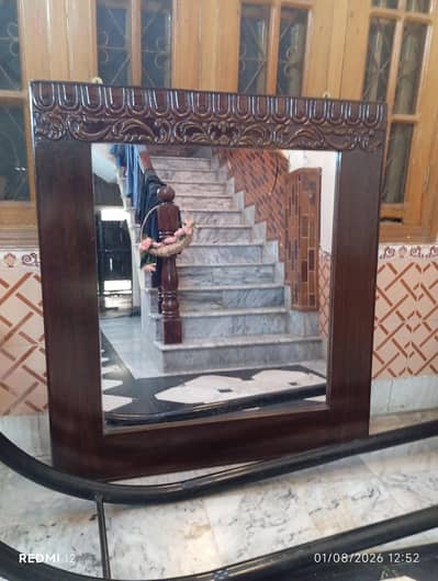 Big size hanging mirror for urgently sale