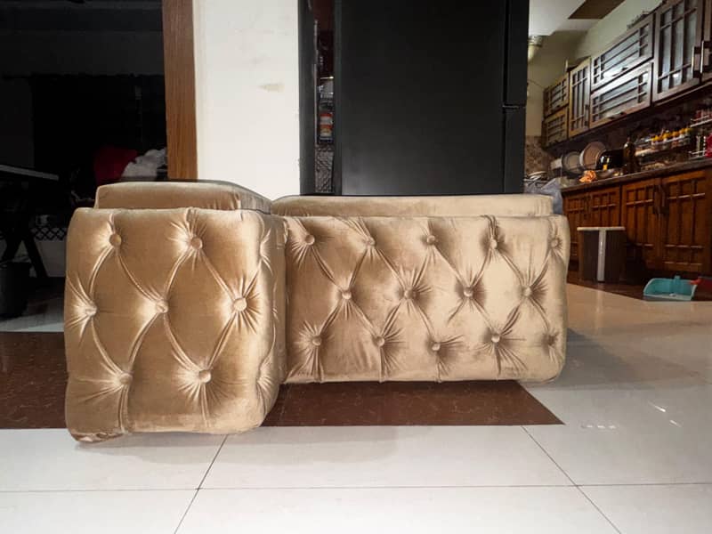 corner couche 1