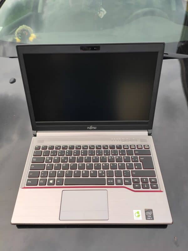Fujitsu Simense E734 2