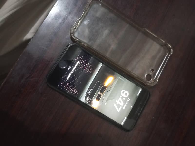 Apple iPhone SE 7