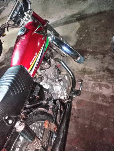 Honda 125 model 2013 bilkul ok bike