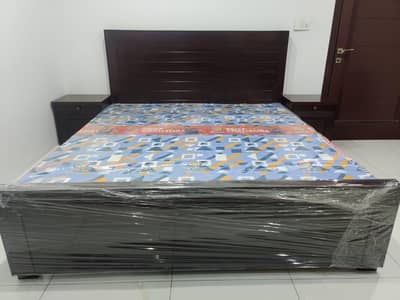 new keekar wood bed set