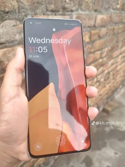 one plus 9 pro Gb 12/256