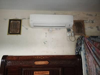 Daikin 1.6 DC inverter Ac ( Made in Malaysia)