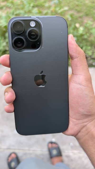 16 Pro Max 256 GB