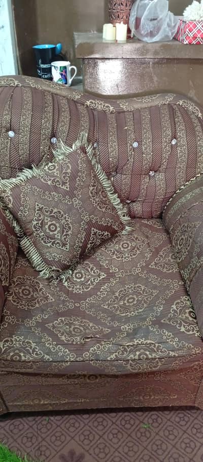 5 seater sofa with cushions