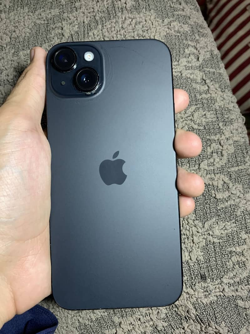 Apple iPhone 15 plus 3