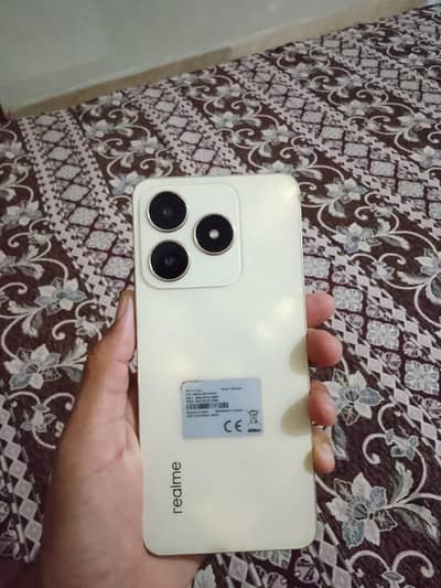 Realme C61