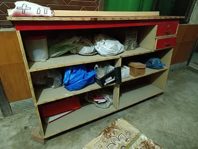 Counter and shelf set