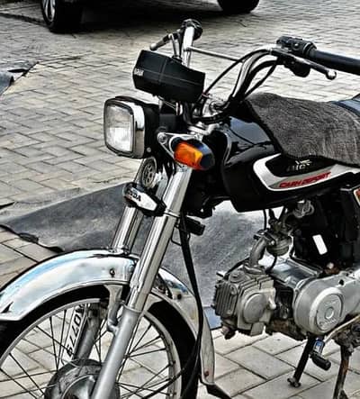 Honda CD 70 islamabad number double saman k sath very best condition