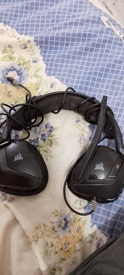 Corsair wired headphones for sale.