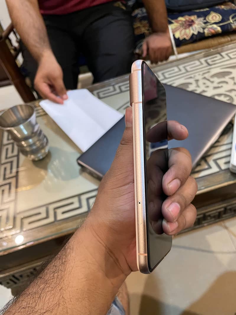 Google Pixel 8 3
