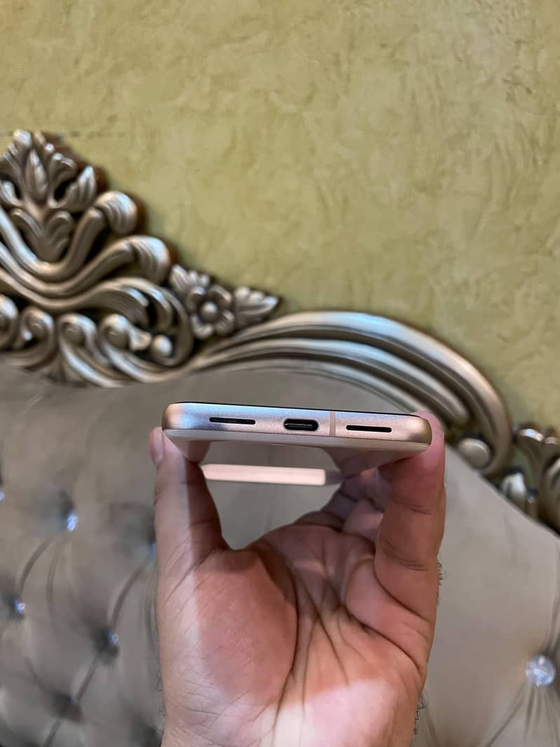 Google Pixel 8 8
