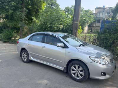 Toyota Corolla Altis 2010