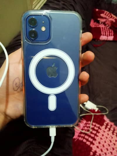 Apple iPhone 12