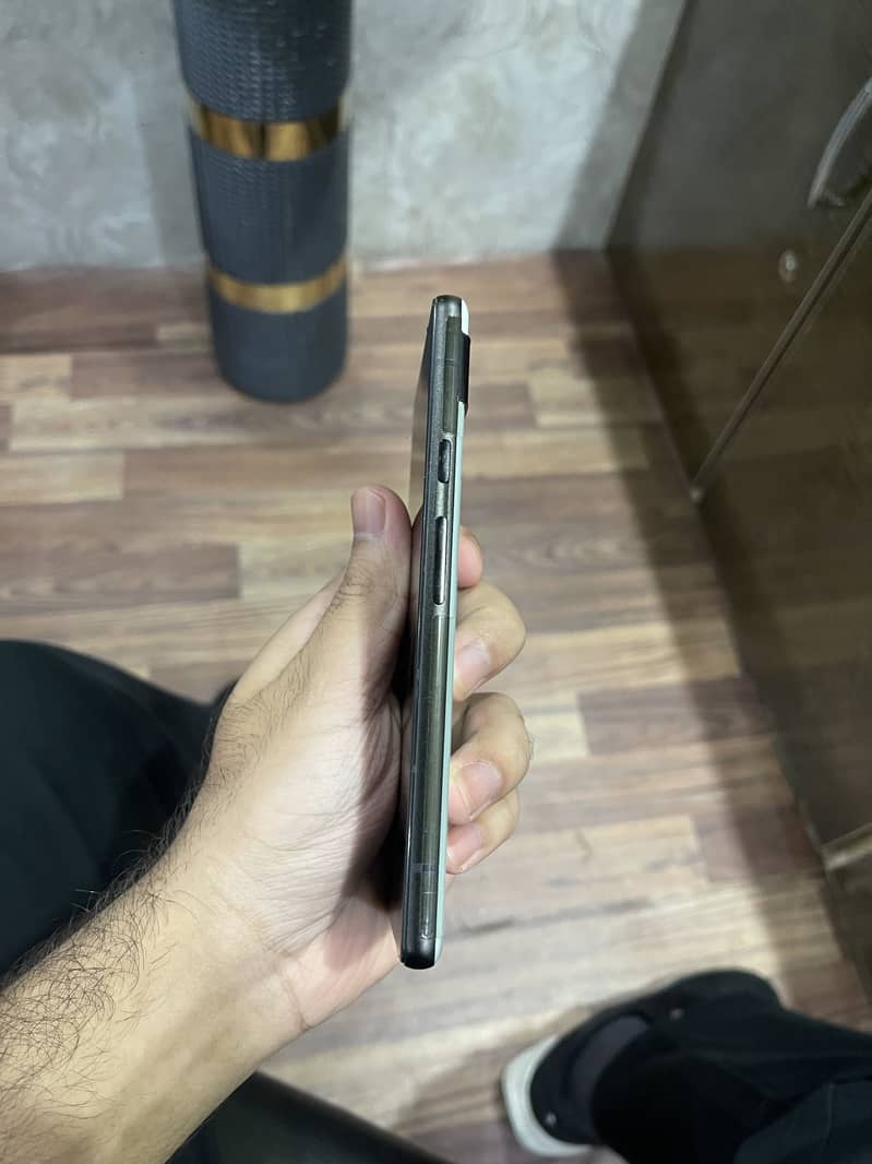 Google Pixel 6a 1