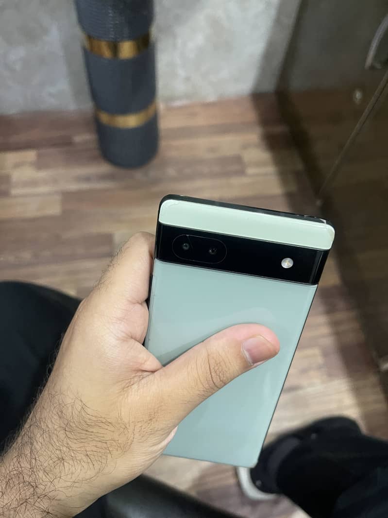 Google Pixel 6a 4