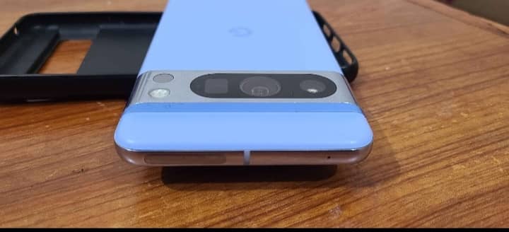 Google Pixel 8 Pro 0