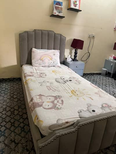 2 single beds for sale
