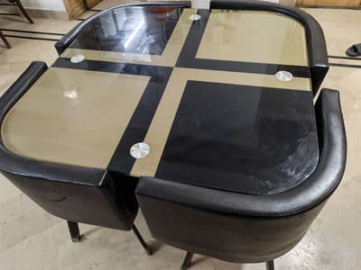 Urgent Selling: Dining Table with 04 Chairs