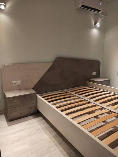New customized bed / king bed / queen bed / single bed available
