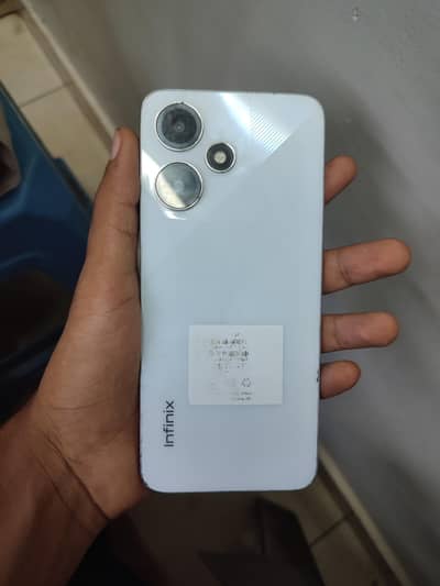 Infinix Hot 30 Play