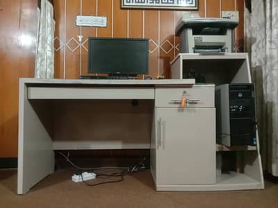 Computer Table for Sale