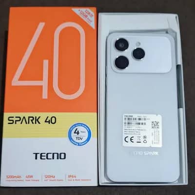 Tecno spark 40 with 8 month warranty 10by10 bilkul New hai