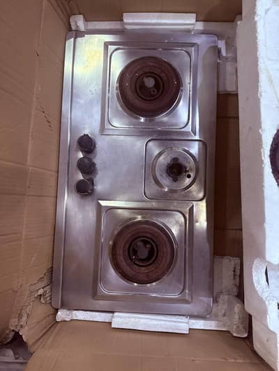 Canon 3 Burner Stainless steel Kitchen Stove (Service required)