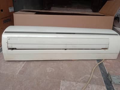 Gree 1.5 ton Ac for sale
