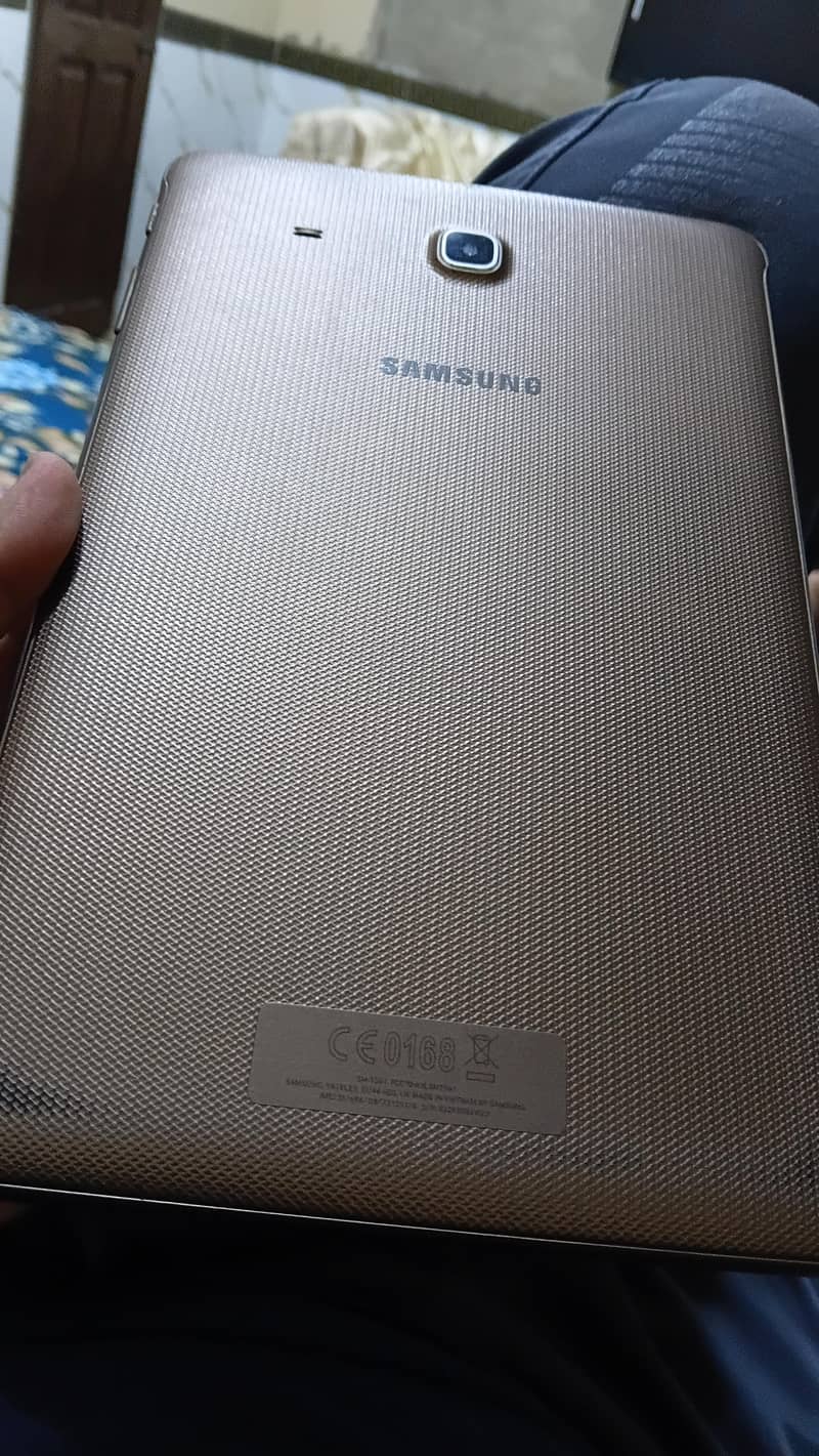 samsung tab E 8
