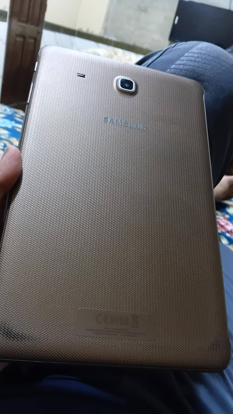 samsung tab E 9