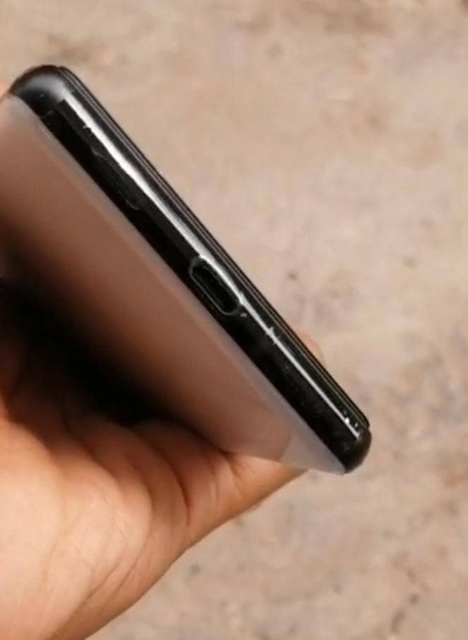 Google Pixel 6a 1