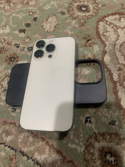 Apple iPhone 14 Pro